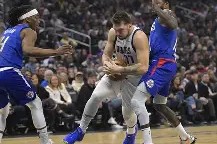 开云体育-哈登快船集锦